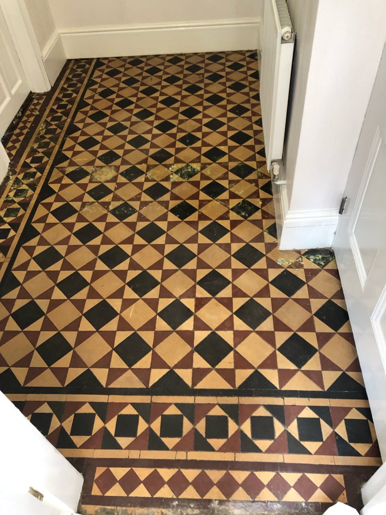 minton-tiled-floor-restoration-in-kidderminster-tiling-tips-tips